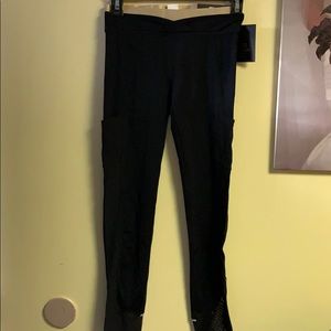 New with tags small Leggings